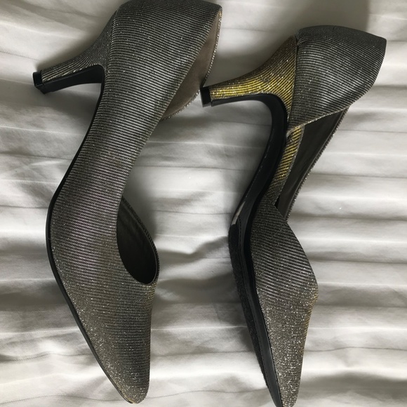 Chinese Laundry pumps size 7.5 - Picture 8 of 12